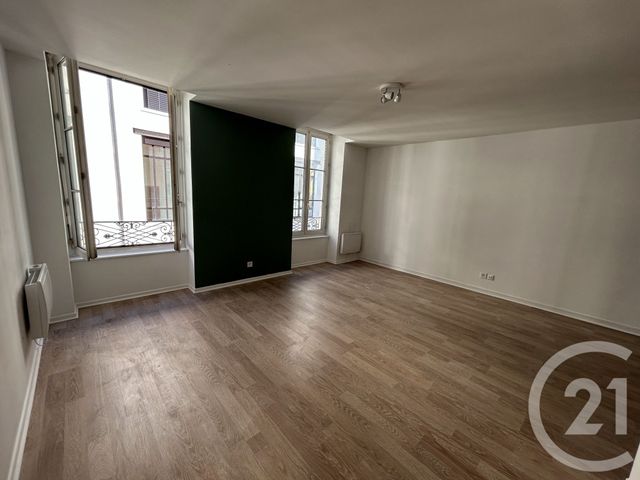Appartement F3 à louer - 3 pièces - 75.12 m2 - VIENNE - 38 - RHONE-ALPES - Century 21 Hestia Ldi