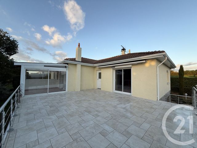 maison à louer - 4 pièces - 193.0 m2 - REVENTIN VAUGRIS - 38 - RHONE-ALPES - Century 21 Hestia Ldi