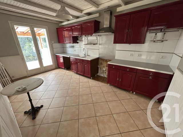 maison à louer - 4 pièces - 193.0 m2 - REVENTIN VAUGRIS - 38 - RHONE-ALPES - Century 21 Hestia Ldi