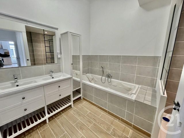 Appartement F3 à louer - 3 pièces - 68.75 m2 - VIENNE - 38 - RHONE-ALPES - Century 21 Hestia Ldi