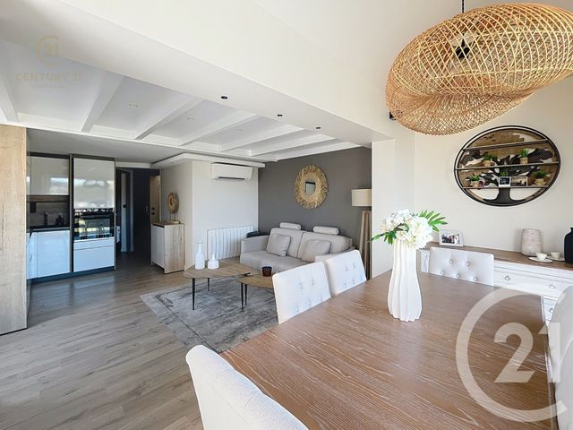 Appartement Duplex à vendre - 3 pièces - 58.12 m2 - GASSIN - 83 - PROVENCE-ALPES-COTE-D-AZUR - Century 21 Hestia Ldi