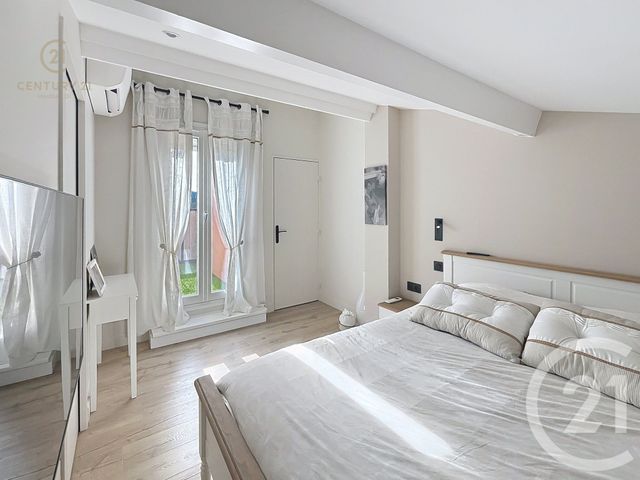 Appartement Duplex à vendre - 3 pièces - 58.12 m2 - GASSIN - 83 - PROVENCE-ALPES-COTE-D-AZUR - Century 21 Hestia Ldi