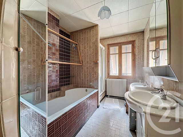 maison à vendre - 10 pièces - 193.26 m2 - COUR ET BUIS - 38 - RHONE-ALPES - Century 21 Hestia Ldi