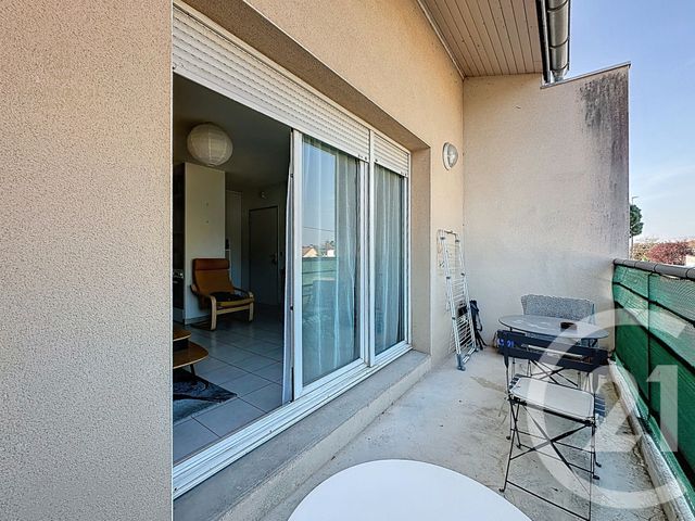 Appartement F2 à vendre - 2 pièces - 39.65 m2 - CORBAS - 69 - RHONE-ALPES - Century 21 Hestia Ldi