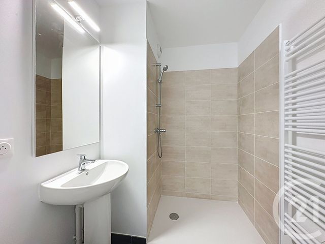 Appartement T4 à vendre - 4 pièces - 89.2 m2 - VIENNE - 38 - RHONE-ALPES - Century 21 Hestia Ldi
