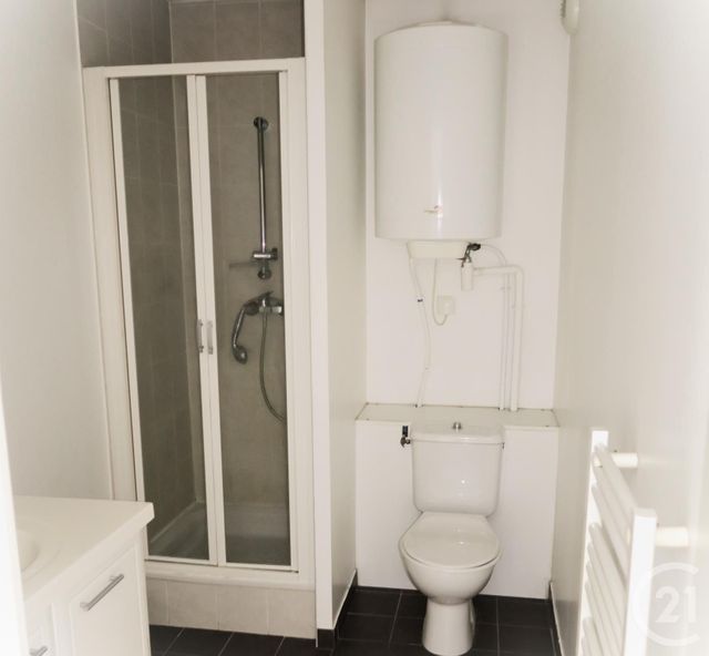 Appartement F1 à louer - 1 pièce - 37.66 m2 - LYON - 69008 - RHONE-ALPES - Century 21 Hestia Ldi