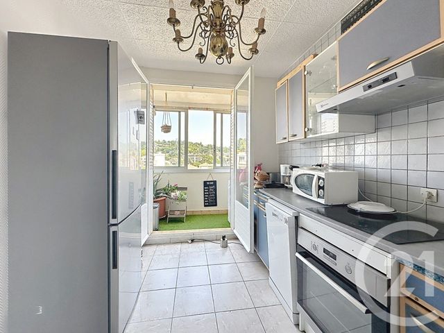 Appartement T5 à vendre - 5 pièces - 85.92 m2 - VIENNE - 38 - RHONE-ALPES - Century 21 Hestia Ldi