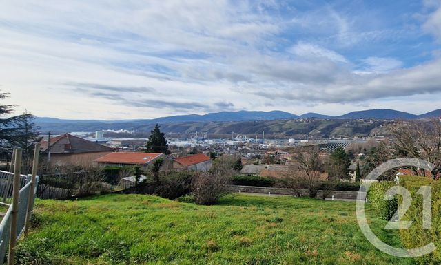 terrain - ST CLAIR DU RHONE - 38