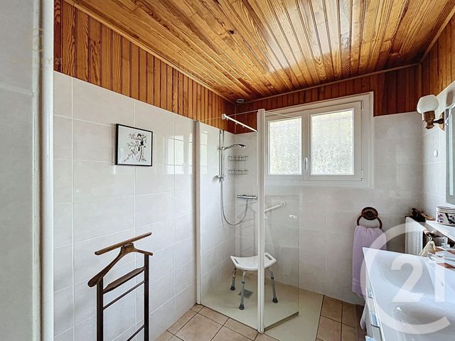 maison à vendre - 7 pièces - 149.57 m2 - ESTRABLIN - 38 - RHONE-ALPES - Century 21 Hestia Ldi