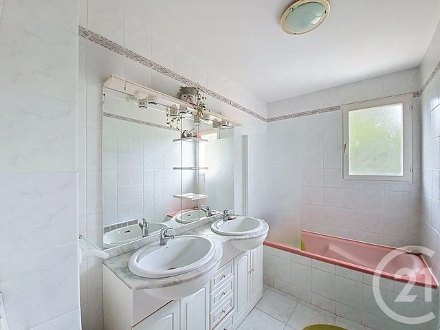 maison à vendre - 6 pièces - 190.0 m2 - ST ROMAIN EN GAL - 69 - RHONE-ALPES - Century 21 Hestia Ldi