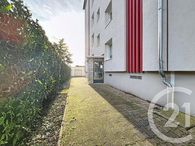 Appartement F3 à vendre - 4 pièces - 57.0 m2 - PONT EVEQUE - 38 - RHONE-ALPES - Century 21 Hestia Ldi