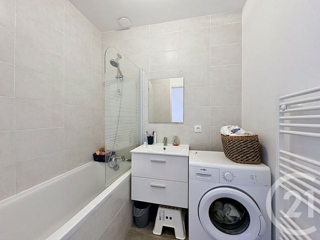 Appartement F3 à vendre - 3 pièces - 57.0 m2 - VIENNE - 38 - RHONE-ALPES - Century 21 Hestia Ldi