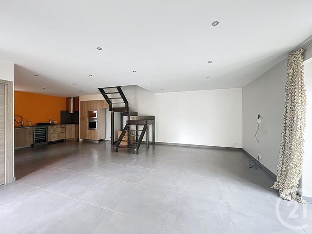 maison à vendre - 4 pièces - 112.0 m2 - ST QUENTIN FALLAVIER - 38 - RHONE-ALPES - Century 21 Hestia Ldi